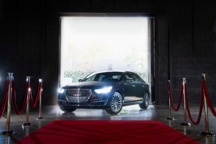  Genesis G90 Vanity Fair Special Edition (HI) 2018 года  (фото 17 из 24)
